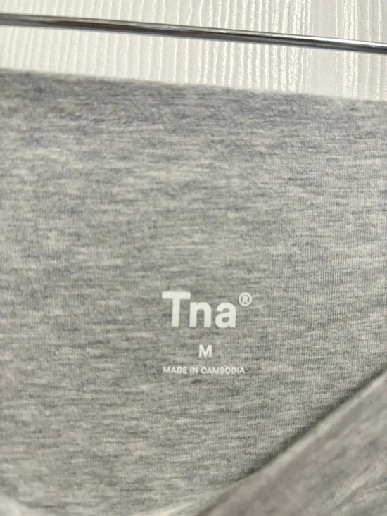 Aritzia TNA Chill Atmosphere Hi-Rise Flare Leggings in Grey Size M - Picture 2 of 6